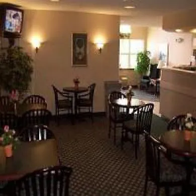 Microtel Inn By Wyndham University Place 